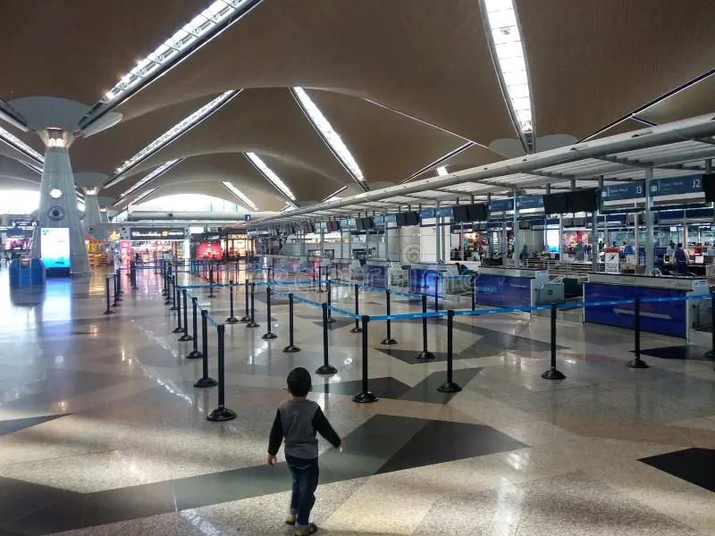 航班延误退款新规：各航空公司流程大不同