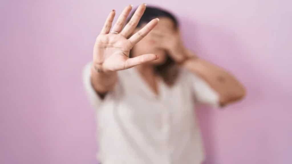 “云顶深夜遇骗子” 男子巧妙避开不法分子伎俩