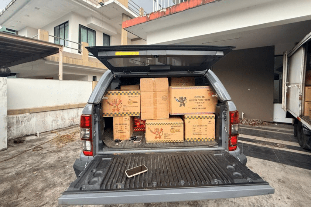 新山烟花爆竹走私案