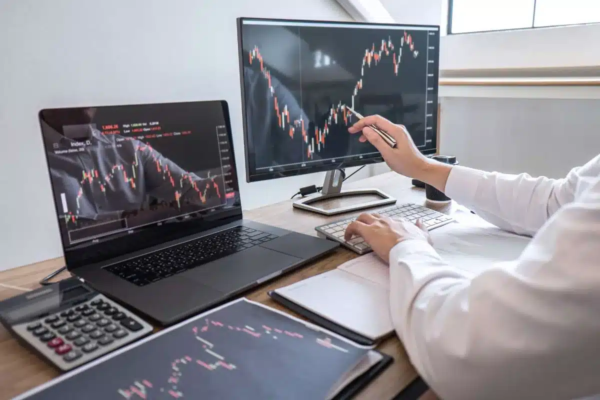 Lirunex 正式公布完整新手服务体系,以透明合规架构回应最佳适合新手的交易平台市场需求
